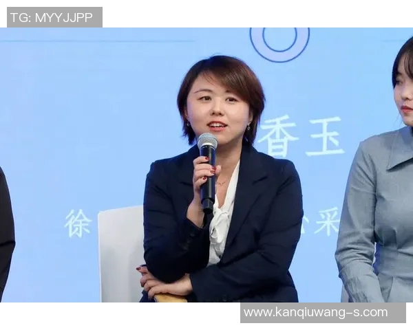 世界杯新闻对话黄芳:回顾我的篮球生涯与成长之路 世界杯新闻对话黄芳:回顾我的篮球生涯与成长之路